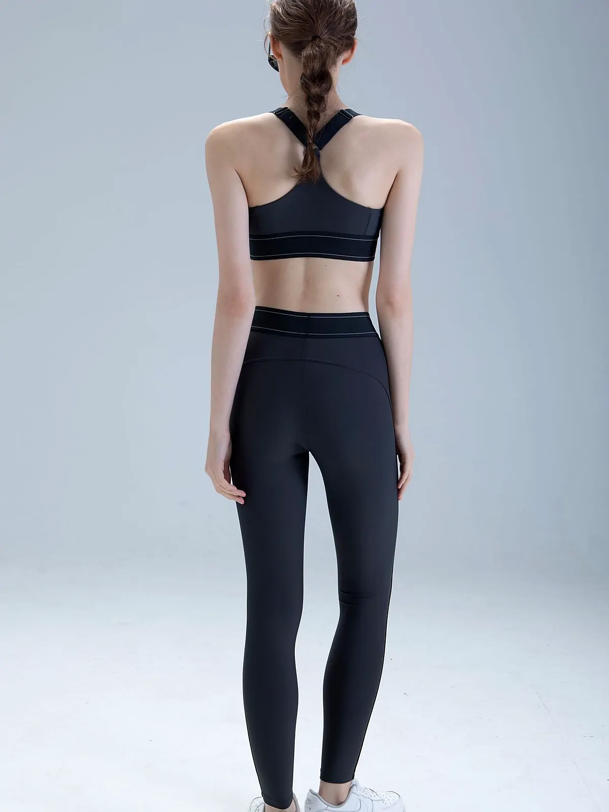 Adjustable-Strap High-Support yoga bra in heather grey front view — detail view 9
