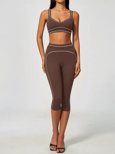 Brushed Anti-Shock support yoga set in dark chocolate front view