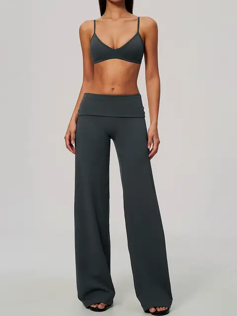 Brushed Skinny-Strap Fold-Waist yoga set in tea brown front view
