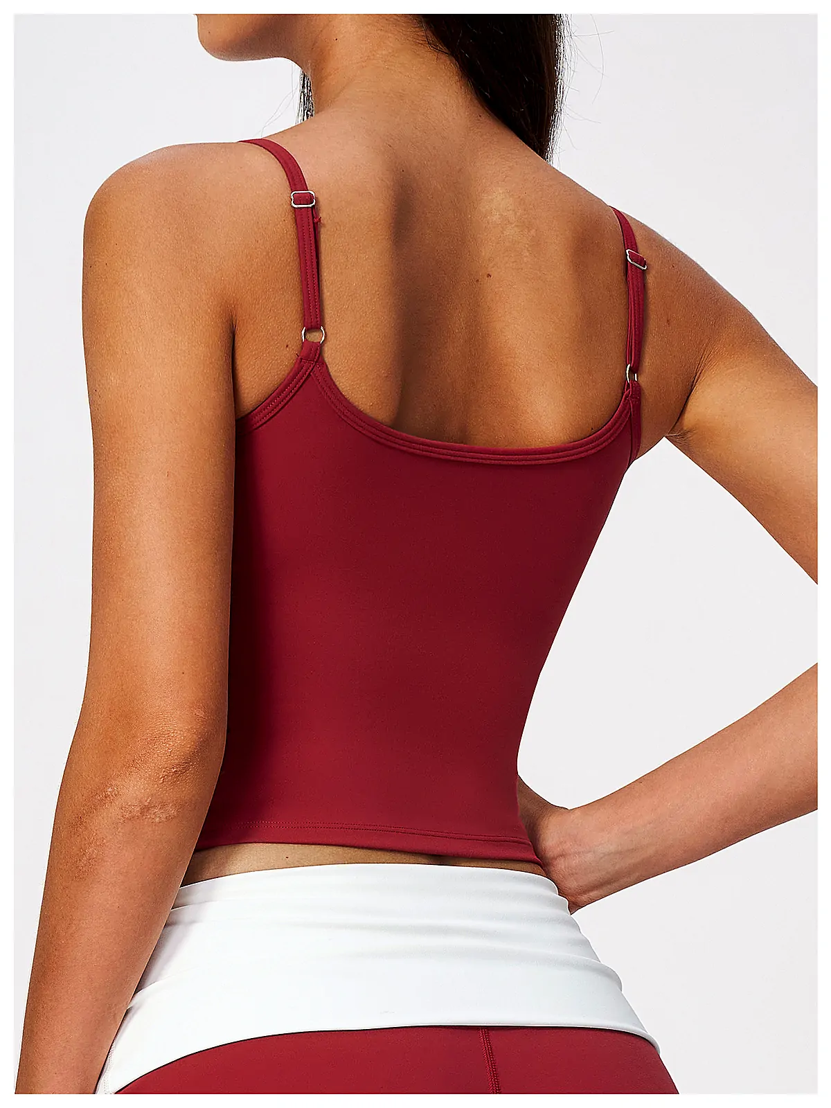 yoga tank side panel detail
