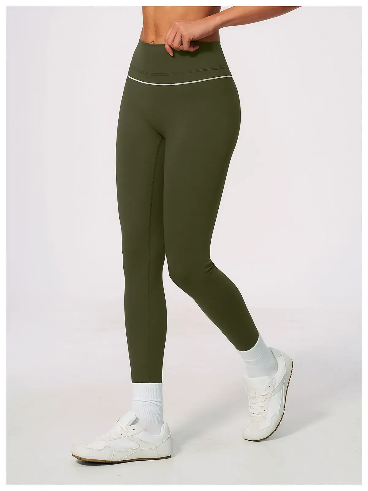 Flatlock seam detail on leggings