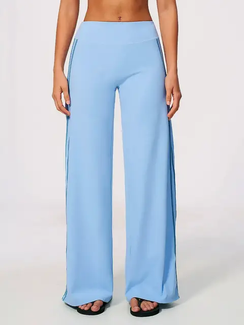 Colour-Block flare yoga leggings in mist blue front view