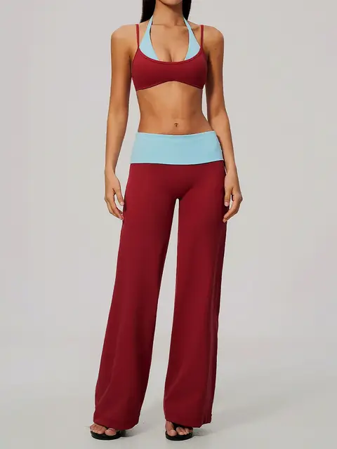 Colour-Block High-Waist yoga set in auburn front view