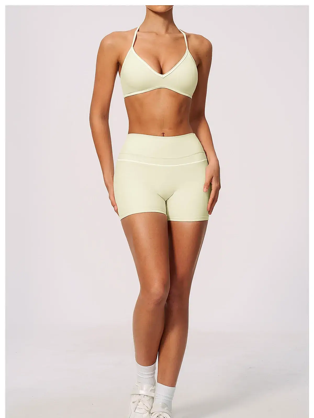 colour-block shorts side panel detail