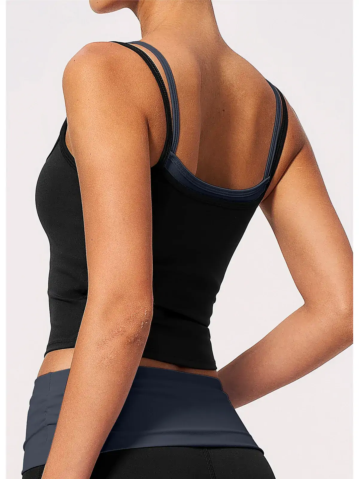 colour-block yoga tank side panel detail