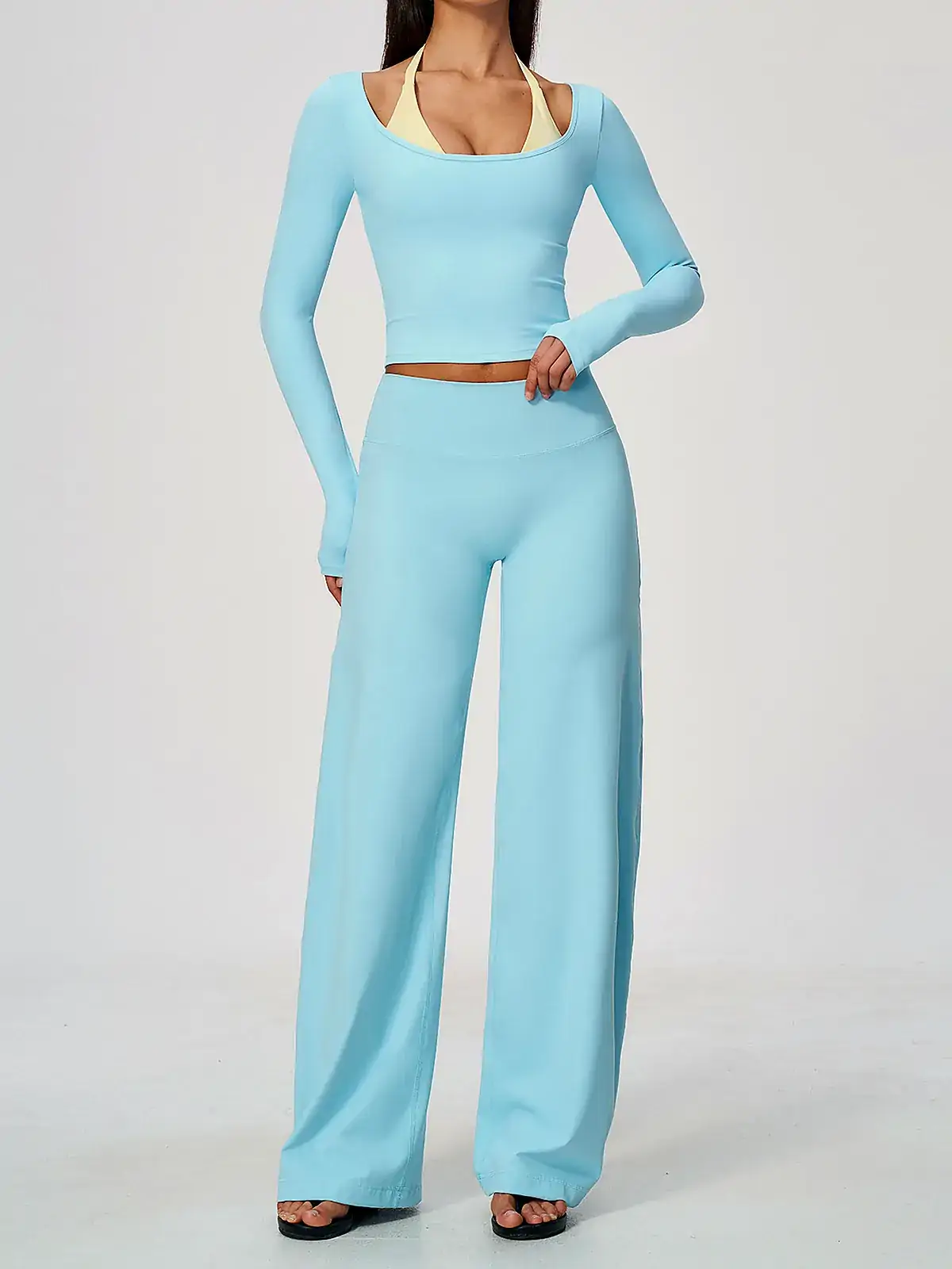 colour-block set back seam construction