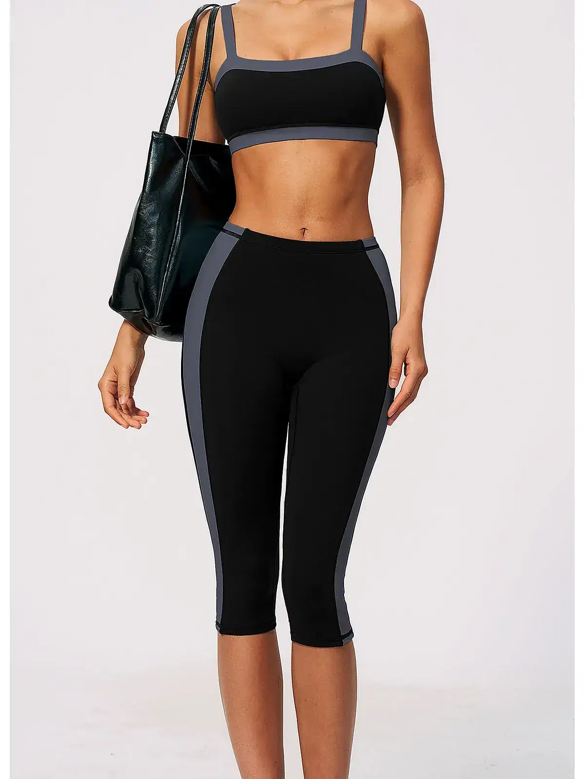 Waistband detail on Colour-Block panel sculpt yoga set