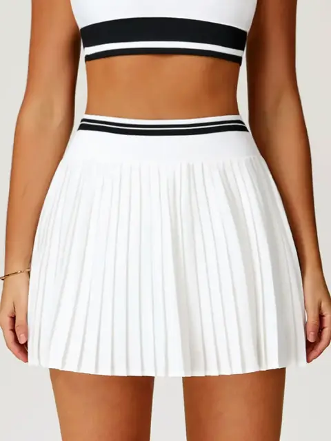 Colour-Block High-Waist pleated skirt in swan white front view