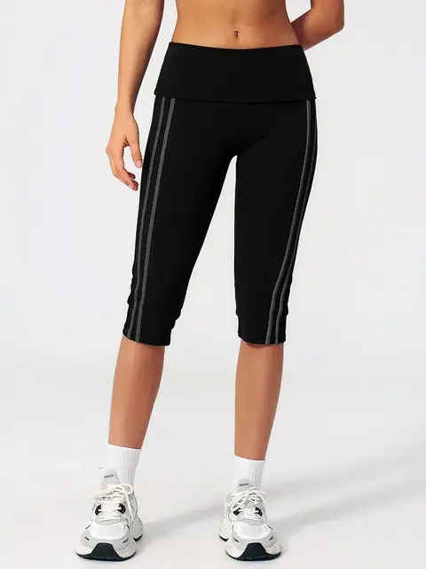 Fold-Waist Peach-Lift capri in dark chocolate front view