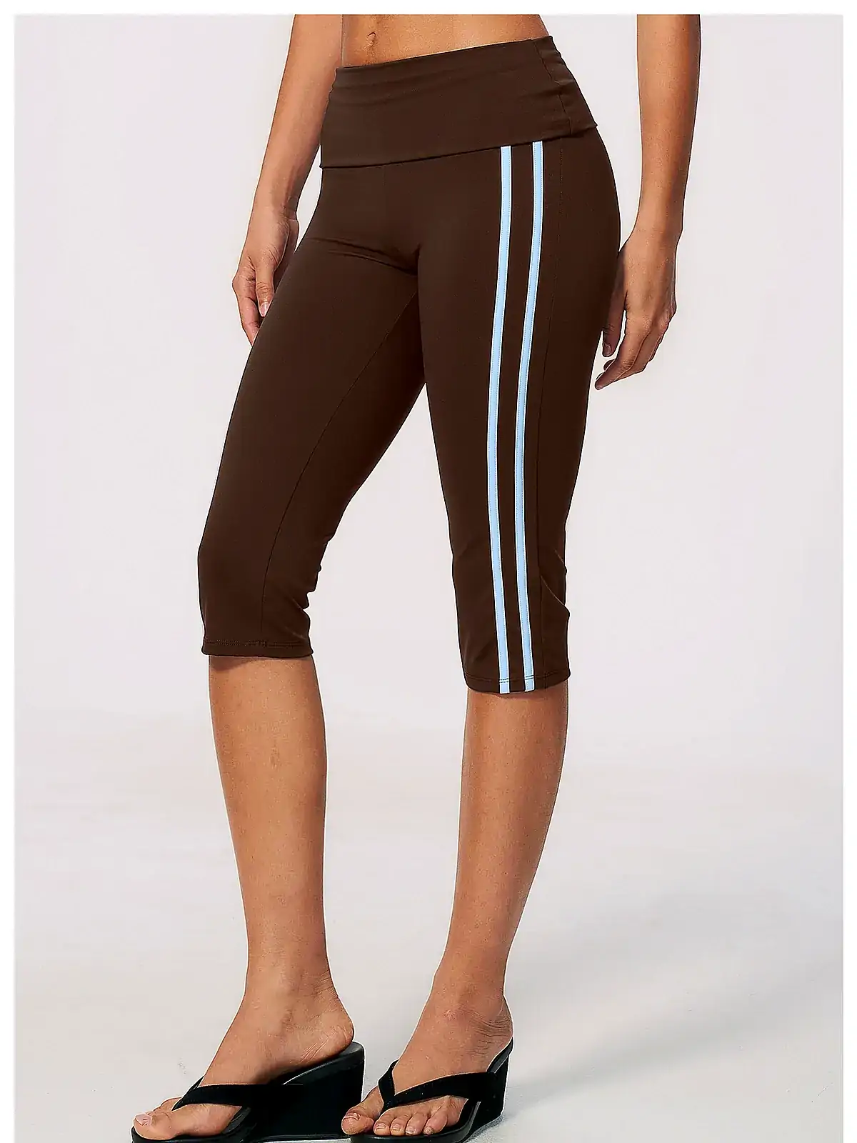Flatlock seam detail on leggings