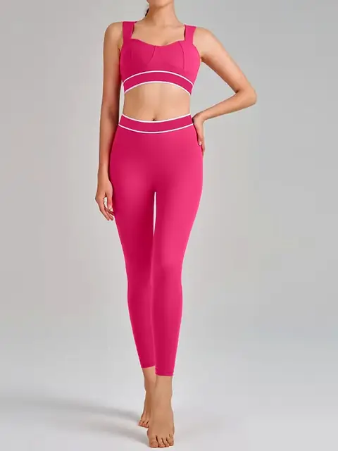 High-Intensity Colour-Block yoga set in sakura pink front view