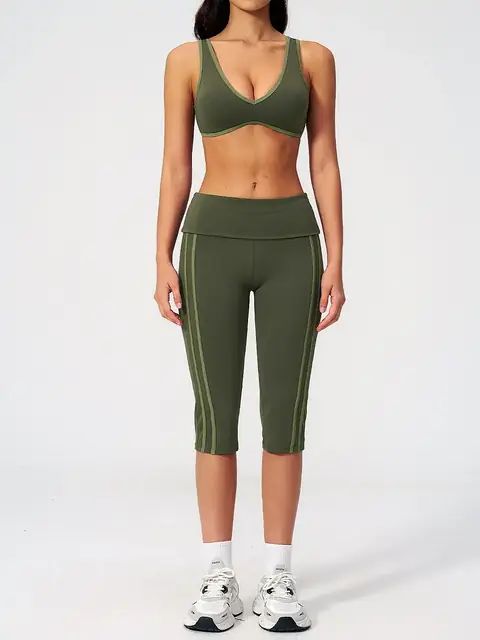High-Stretch Fold-Waist yoga set in moss green front view