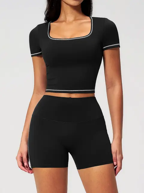 High-Waist Quick-Dry yoga set in premium black front view