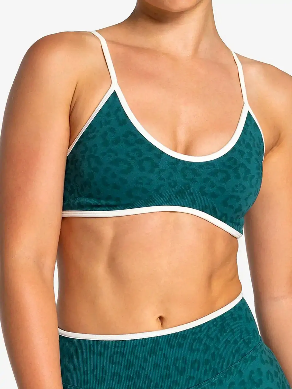 Leopard seamless sports bra in coffee brown front view — detail view 8