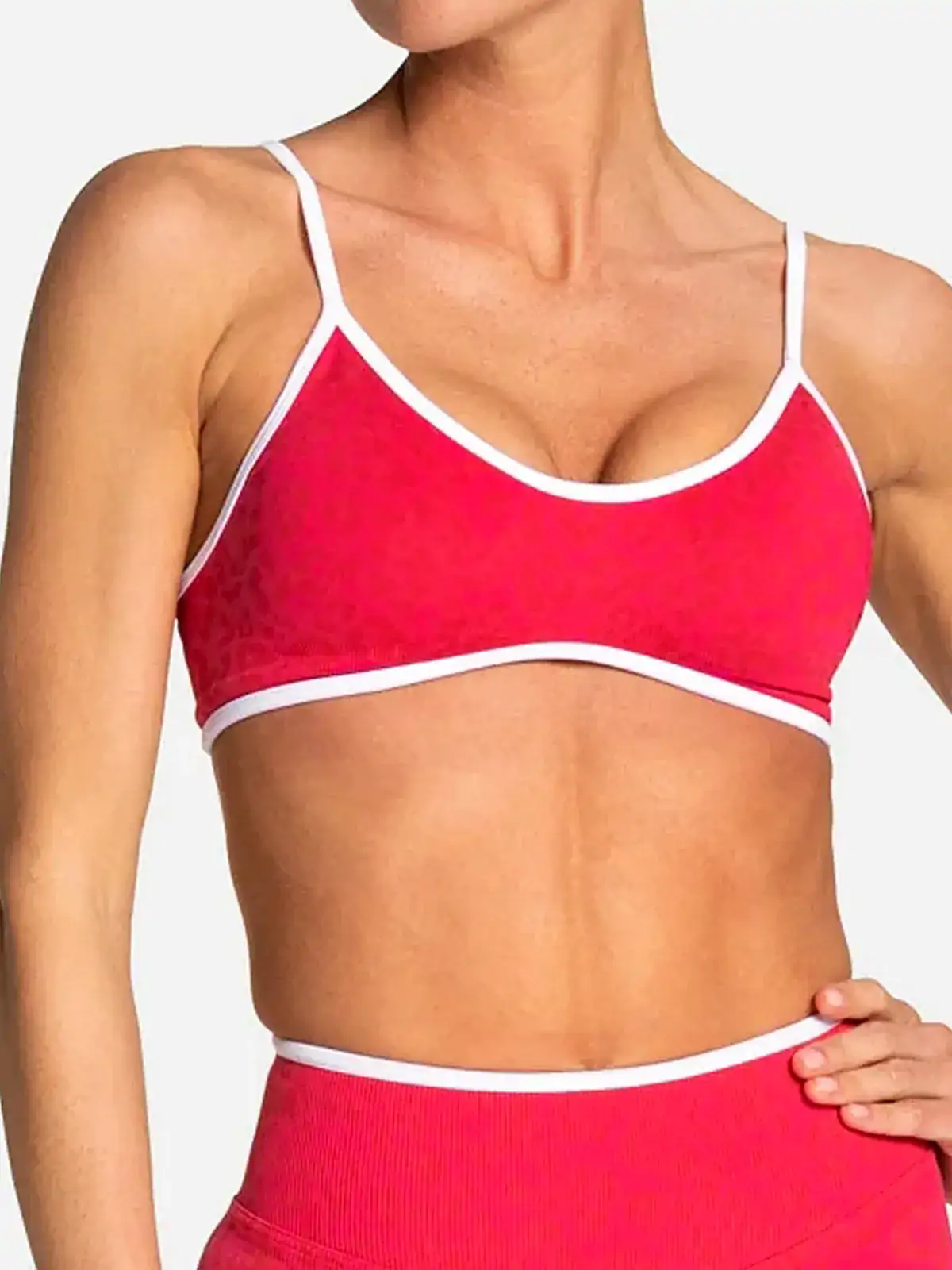 Leopard seamless sports bra in coffee brown front view — detail view 11