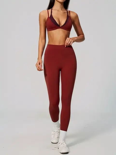 2-in-1-Piece cami running yoga set in bean red front view