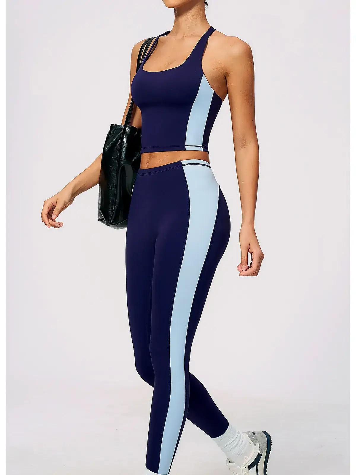 Second-skin panel run yoga set back seam construction