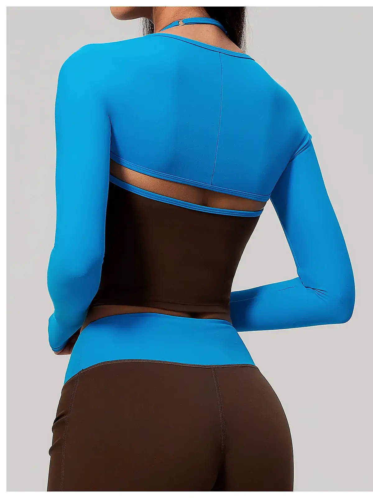 Open-Back Long-Sleeve cover back seam construction