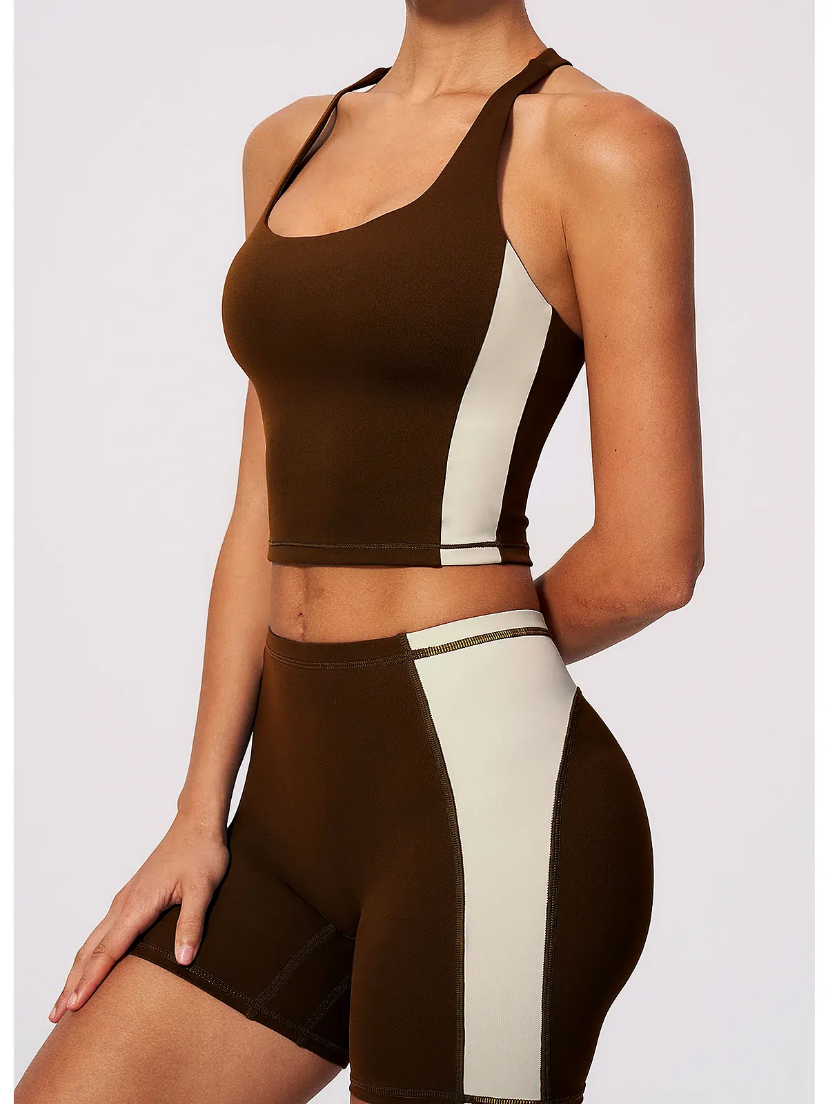 High-waist set back seam construction