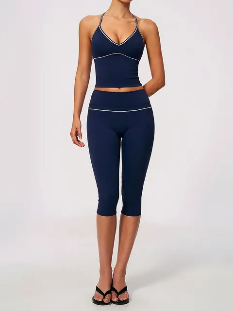 Peach-Lift Colour-Block sports yoga set in indigo front view