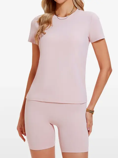 Pilates Crew-Tee Second-skin yoga set in peach pink front view