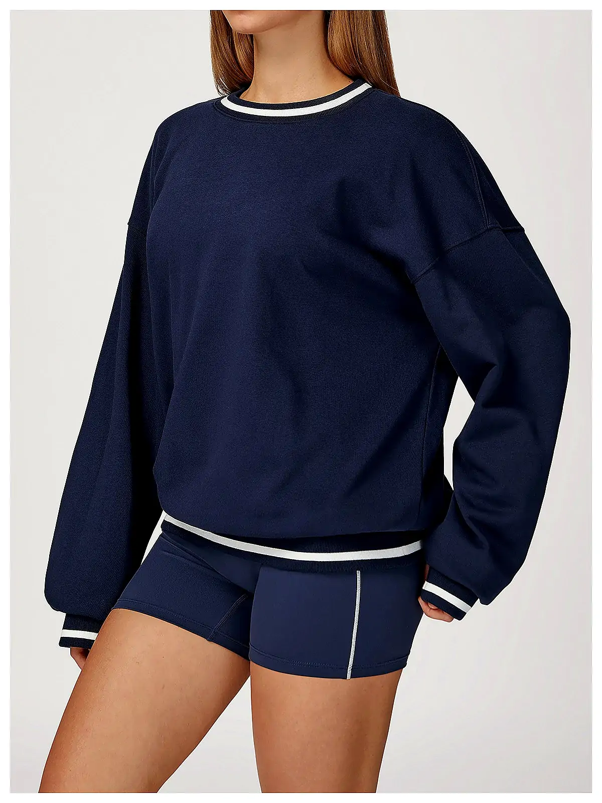 Relaxed Crew-Neck sweatshirt back seam construction