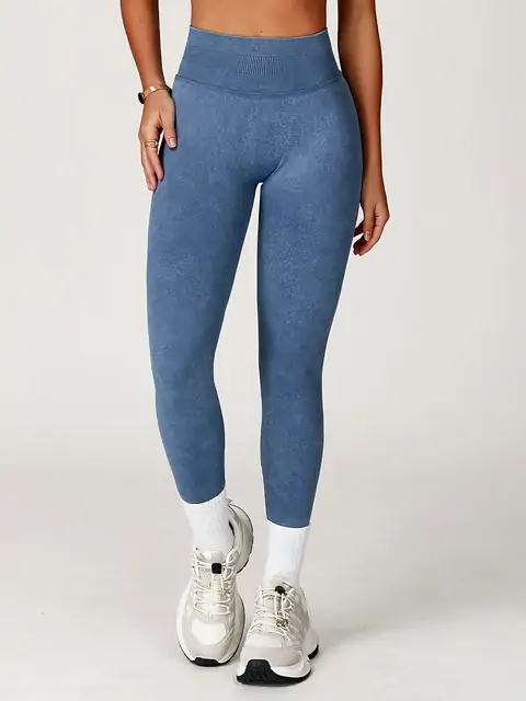 Sandwash Seamless High-Waist Yoga Leggings front view in smoke blue