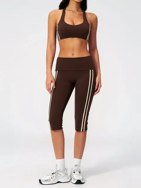 Sculpt Open-Back Quick-Dry yoga set in black coffee front view