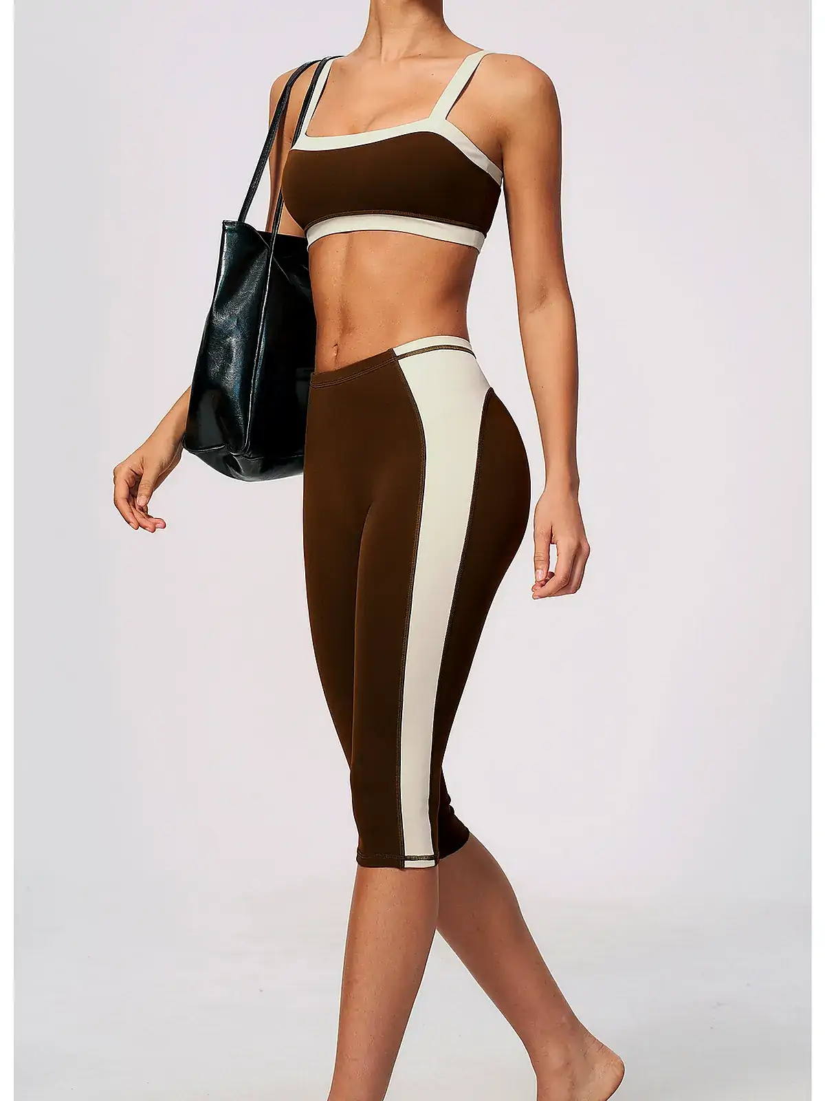 Flatlock seam detail on leggings