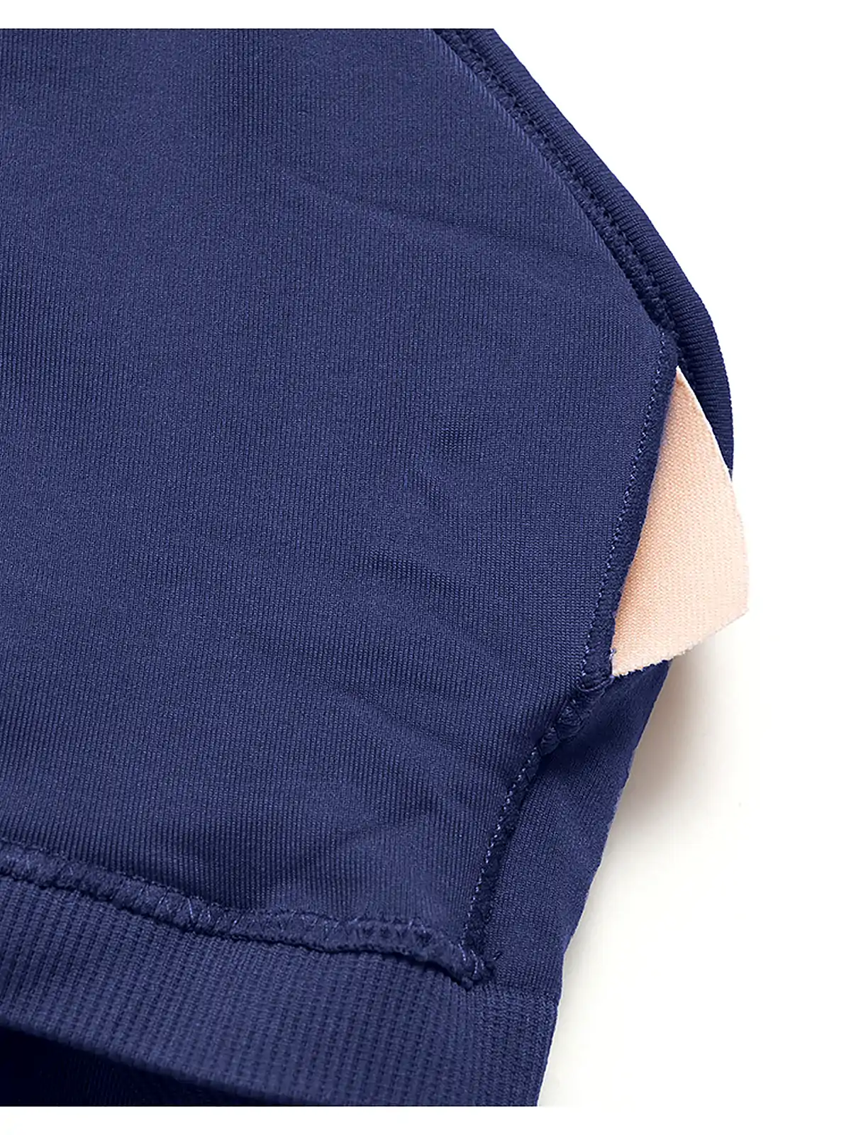 Seamless Halter V-Neck Yoga Bra — side panel detail