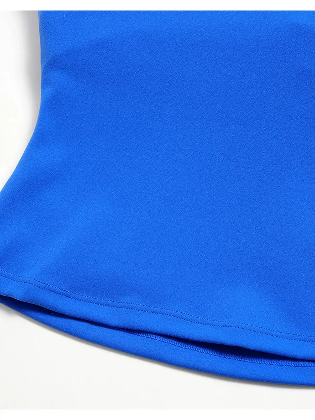 colour-block set back seam construction