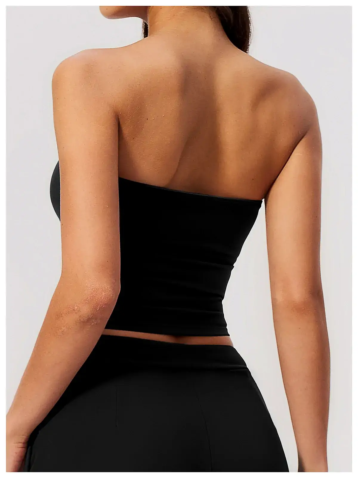 sports bra side panel detail