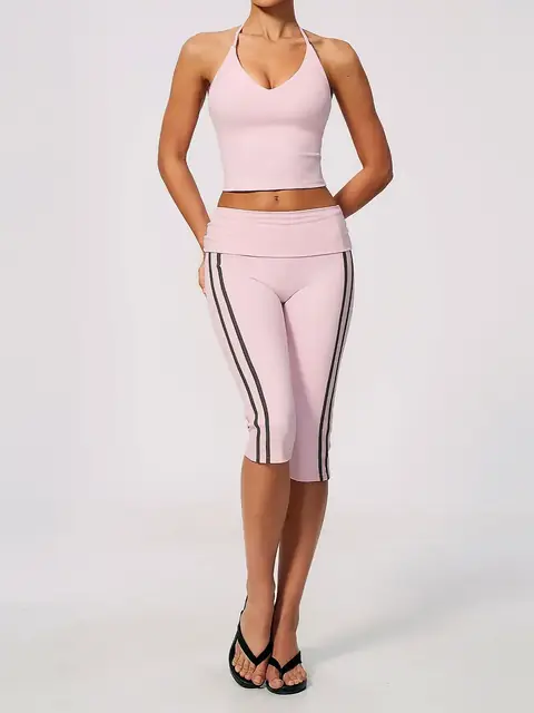 Support Open-Back outdoor yoga set in peach pink front view